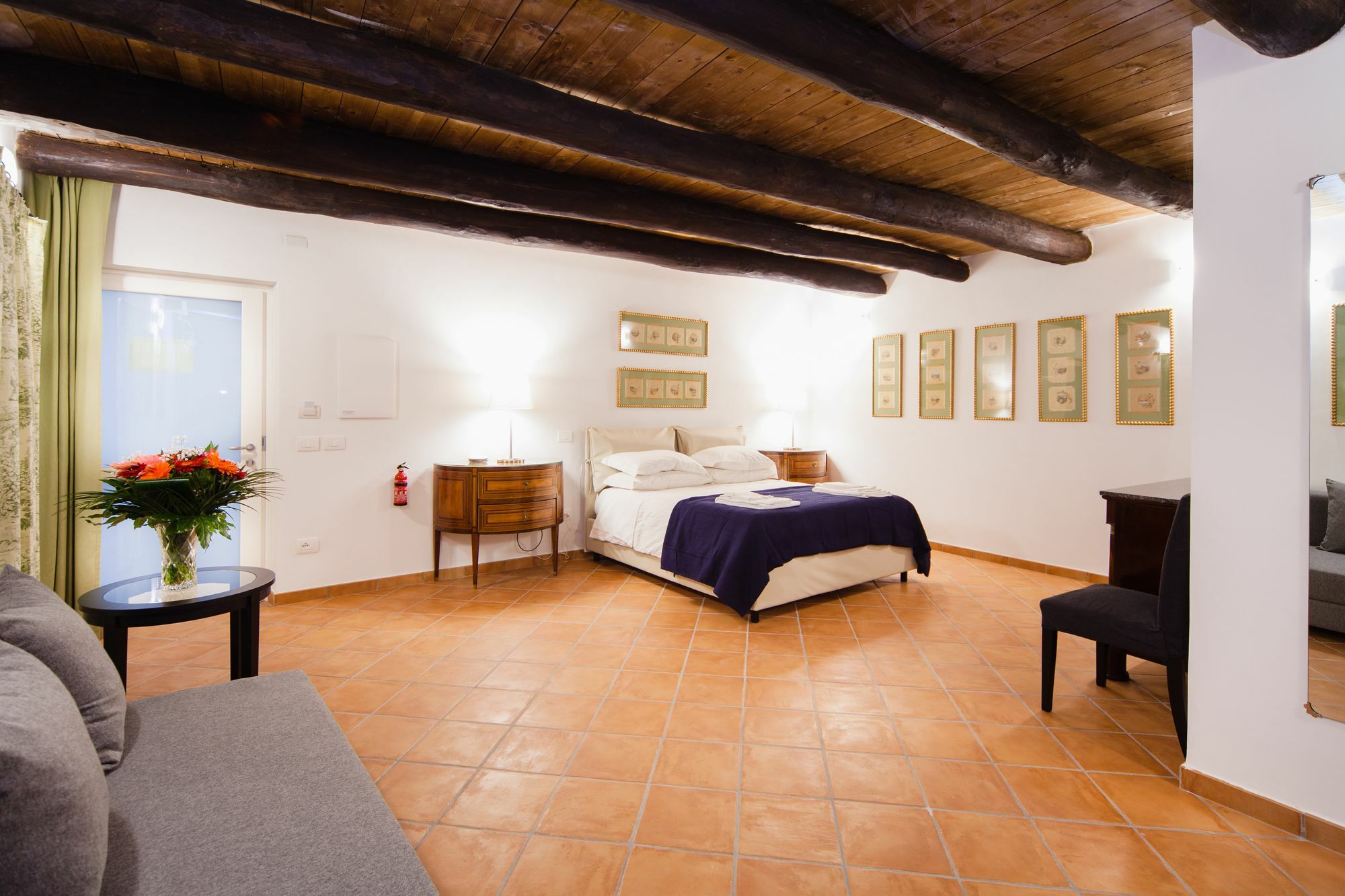 Palazzo Marigliano - Rooms & Suites Napoli Eksteriør billede